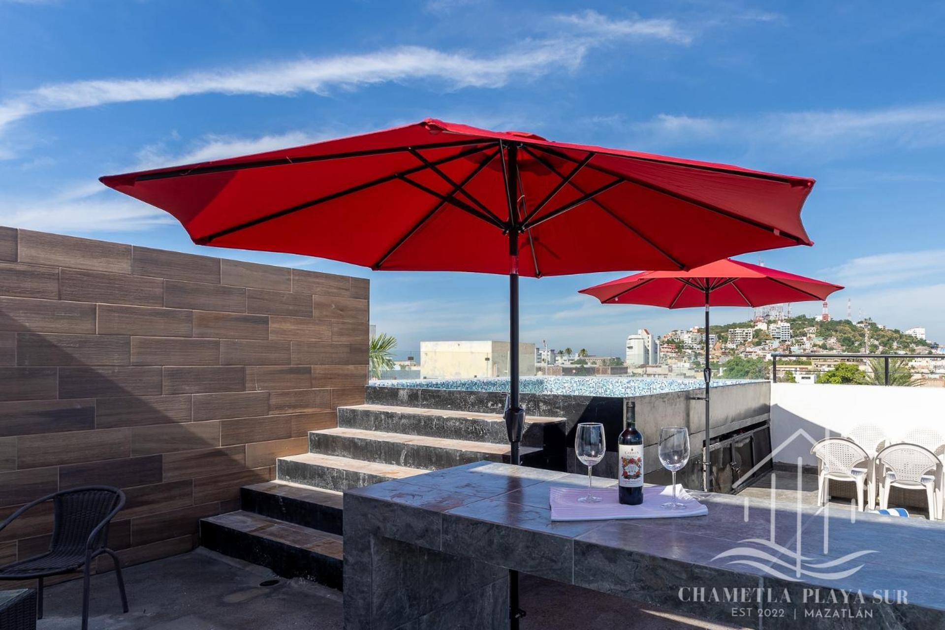 New & Comfy, 5 Star Area, Walk 2 Beach, Pool, Views, King Bed マサトラン エクステリア 写真