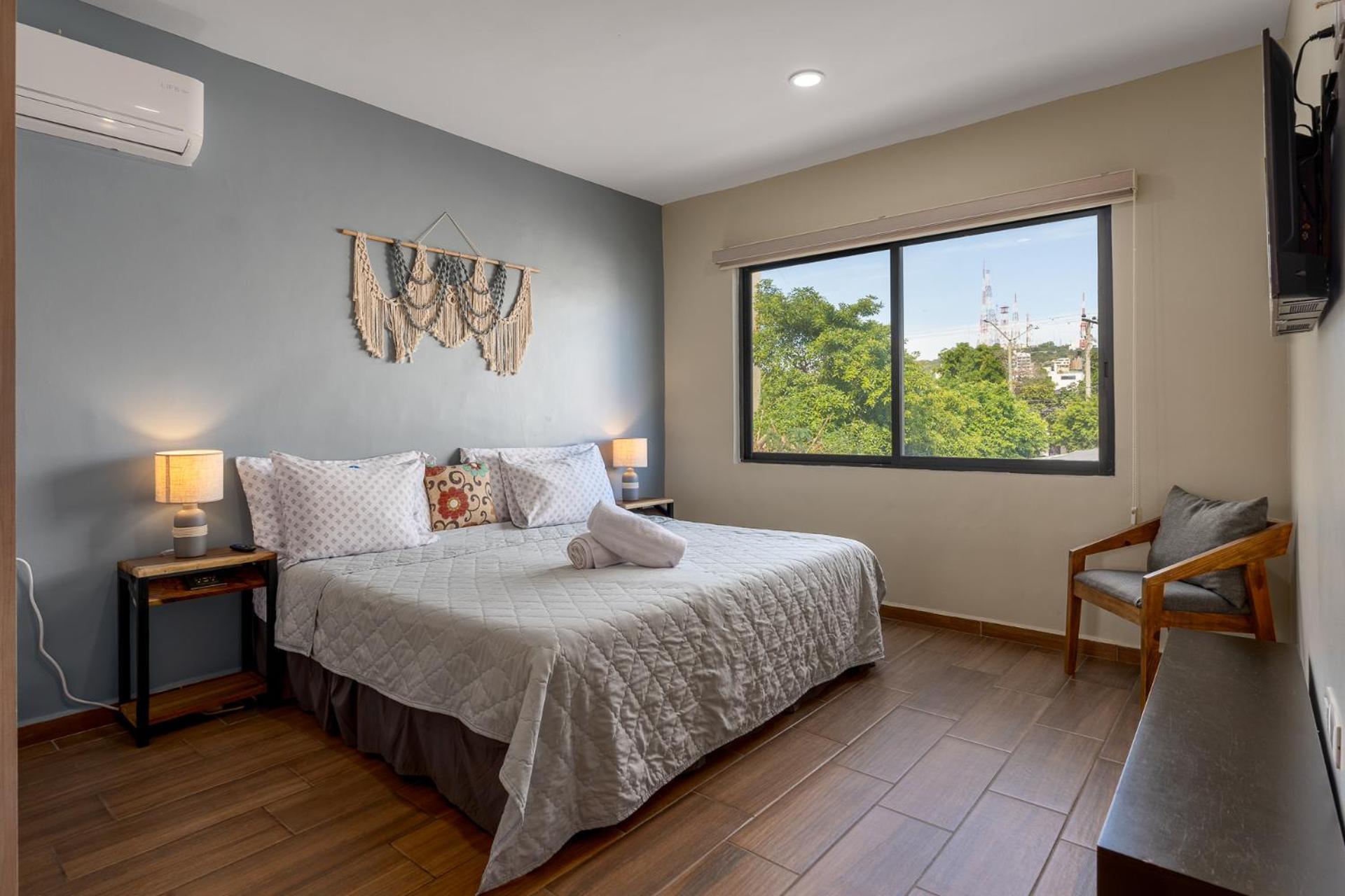 New & Comfy, 5 Star Area, Walk 2 Beach, Pool, Views, King Bed マサトラン エクステリア 写真