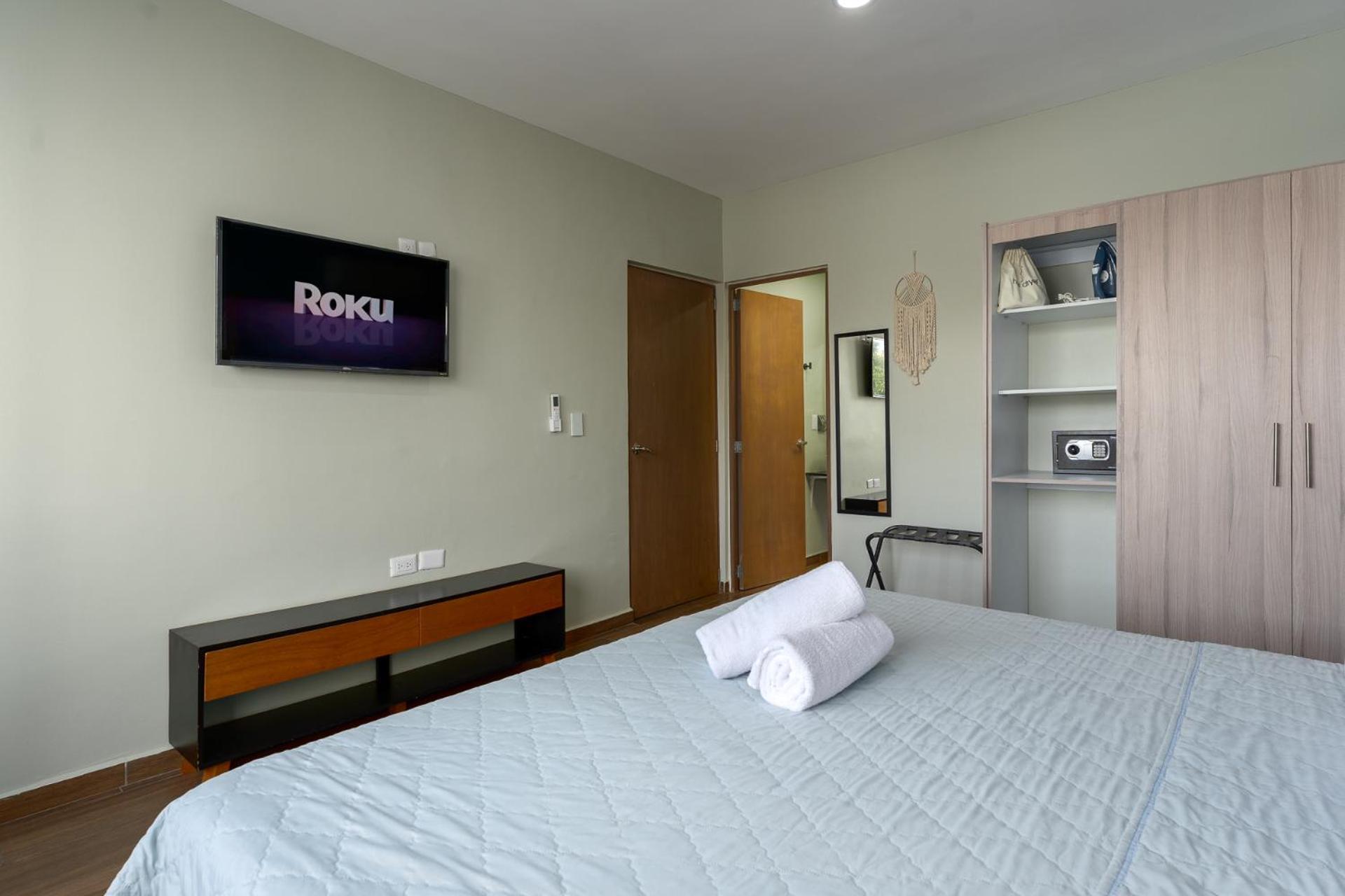 New & Comfy, 5 Star Area, Walk 2 Beach, Pool, Views, King Bed マサトラン エクステリア 写真